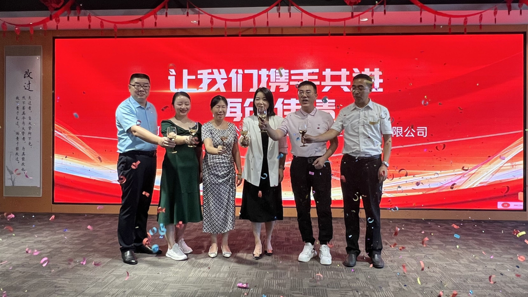遠大美業(yè)與珂語品牌簽約儀式圓滿成功，譜寫合作共贏新篇章
